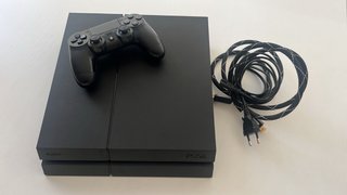 PlayStation 4 1TB + Mando Original