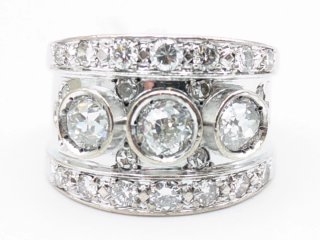 Anillo de Oro 18k con Diamantes