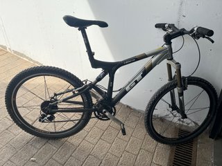 Bicicleta de Montaña GT i-Drive 1.0