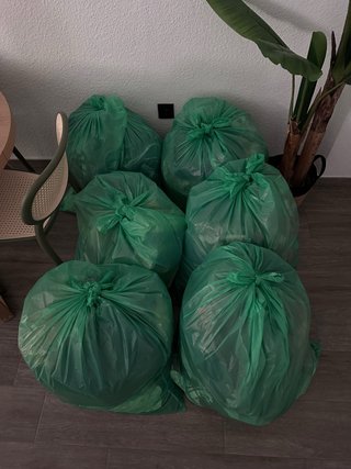 LOTE DE 6 BOLSAS DE ROPA DE MUJER Y HOMBRE
