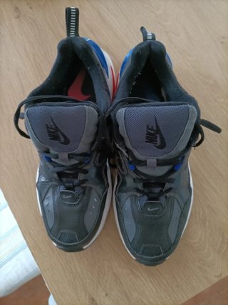 Zapatillas Nike Negras y Azules