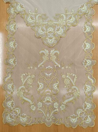 Manteleta Fallera Bordada Marfil y Oro 88cm