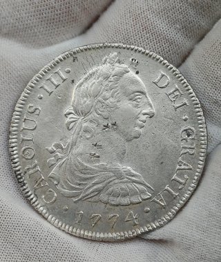 Moneda 8 Reales Carlos III 1774