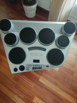 Batería Electrónica Yamaha + pedales