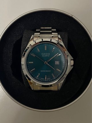 Reloj Casio MTP Plateado y Azul Agua (Turquesa)
