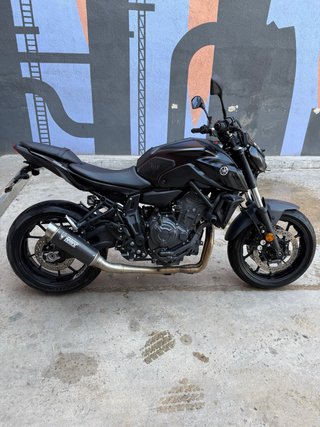 Escape Mivv GP Pro para Yamaha MT-07