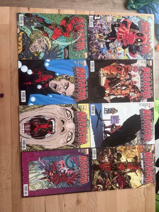 Magazines de Deadpool en buen estado.