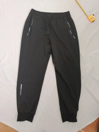 Pantalón de chándal negro talla M