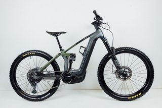 Ebike Cube Stereo 750w ¡SOLO 700km!