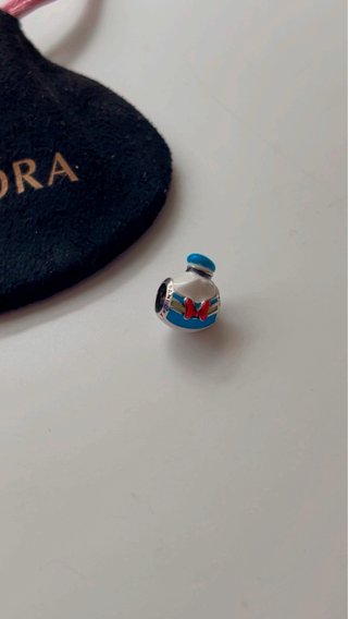 Charm Pato Donald