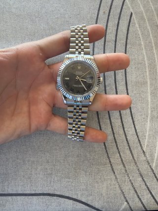 Reloj Estilo Datejust Plateado