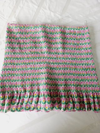 Minifalda Zara Flores Nido de Abeja Talla L