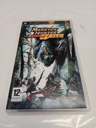 Monster Hunter Freedom Unite (PSP)