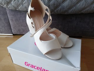 Sandalias de tacón Graceland color crema