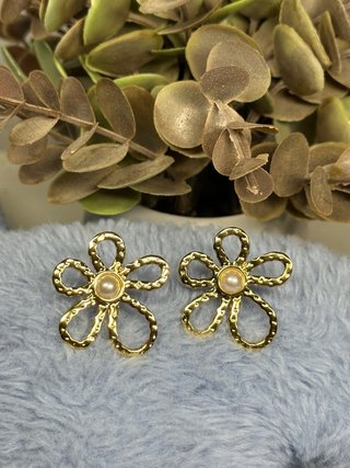 Pendientes Flor Dorados