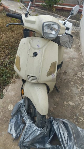 Scooter 125cc Beige