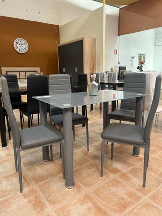 Tavolo da Pranzo con 4 Sedie Grigie