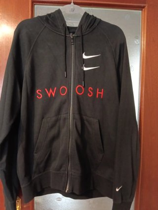 Sudadera Nike Swoosh con cremallera