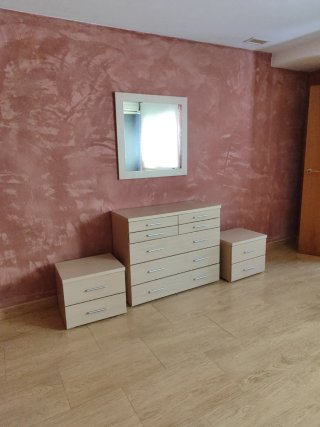 Conjunto de Muebles de Dormitorio