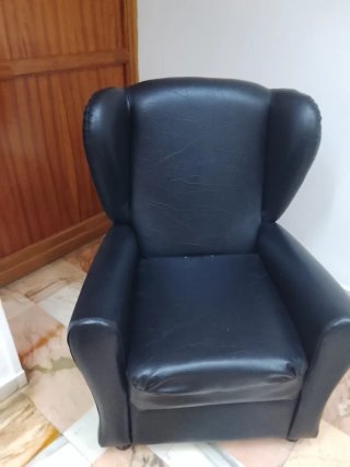 Sillones de Polipiel Negro