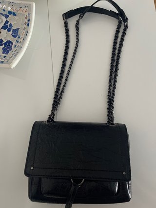 Bolso de Hombro Charol Negro