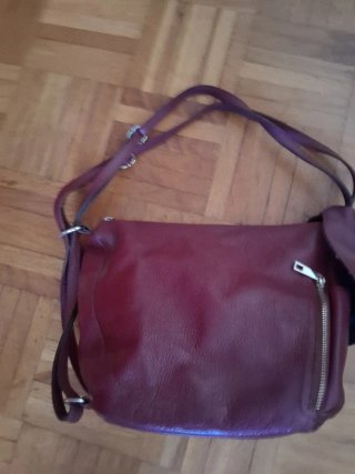 Bolso Mochila Bandolera de Piel