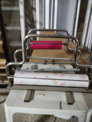 Portarrollos de Papel de Regalo Metálico