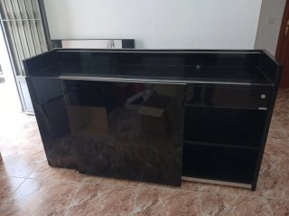 Mostrador o escritorio comercial negro