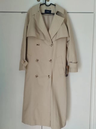 Gabardina larga beige