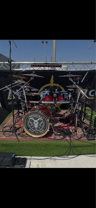 Batería Drumcraft Serie 4 con Rack Dixon