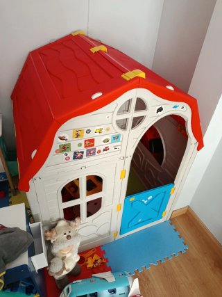 Casita de Plástico para Niños