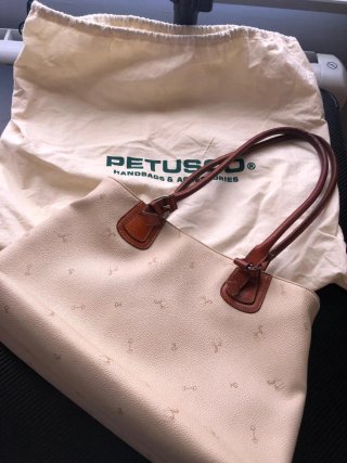 Bolso de piel Petusco