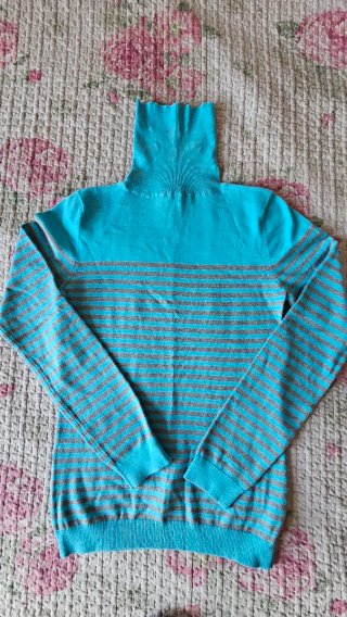 Suéter Cuello Alto Green Coast Talla M
