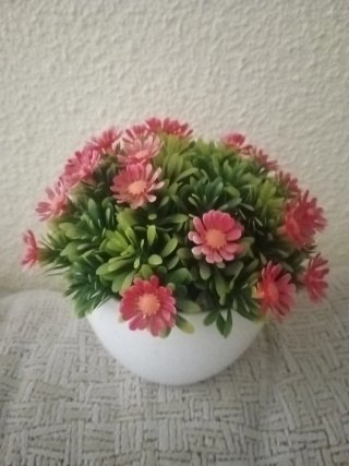 Planta Artificial con Maceta Blanca