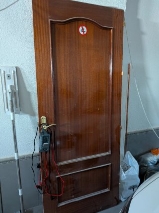 Puerta de interior de madera