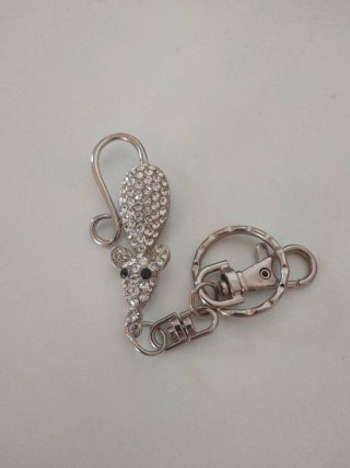 Portachiavi charm topino con strass