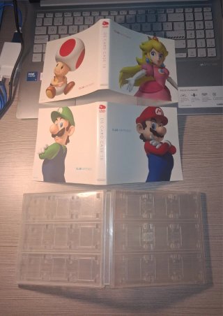 ESTUCHE CLUB NINTENDO 3DS CARD CASE 18