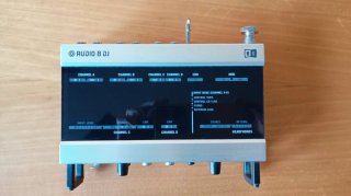 Tarjeta de sonido Native Instruments Audio 8