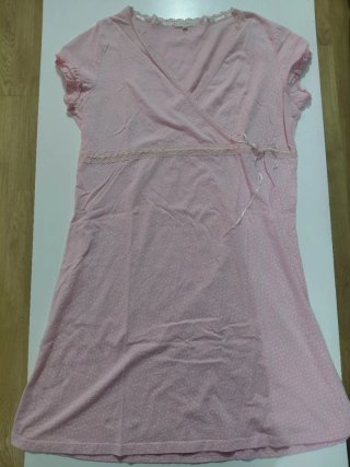 Camisón parto y port-parto rosa.