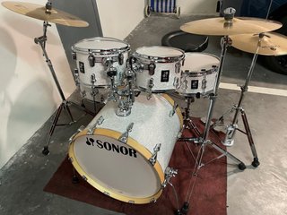 Batería Sonor AQ2 white pearl