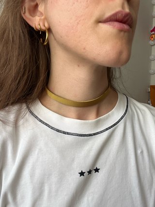 Collar tipo choker dorado