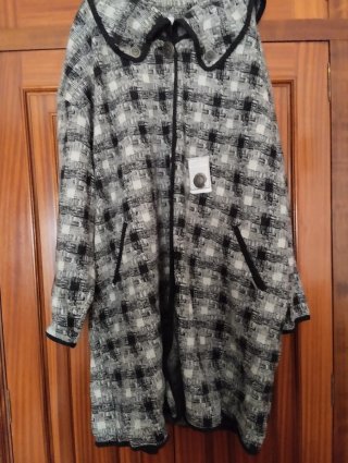 Abrigo de Lana Estampado Talla 60