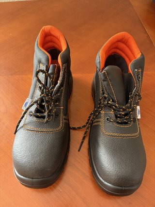 Botas de seguridad Chintex - Talla 44. Nuevas