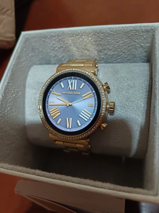 Reloj Michael Kors Gen 6 Camile Dorado