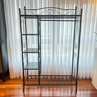 Mueble de Forja con Estantes