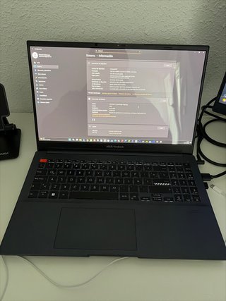 Portátil Asus Vivobook 15.6