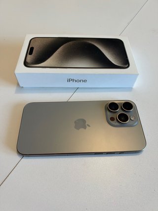 iPhone 15 Pro Max 256GB Titanio 100% batteria