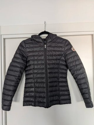 Chaqueta de plumas Jott negra  talla 12-14