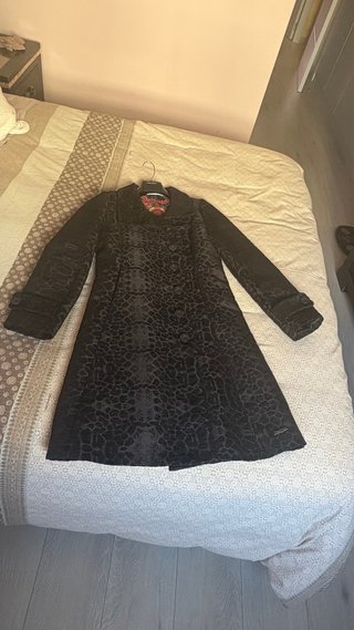 Abrigo Desigual Negro