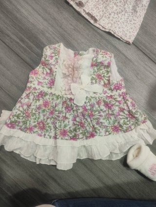 Vestido de niña con estampado floral 3 meses